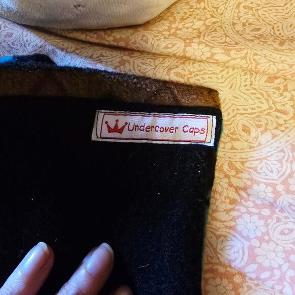 Undercover Caps Southwestern Fleece Scarf - Stylish & Warm! - Picture 2 of 2